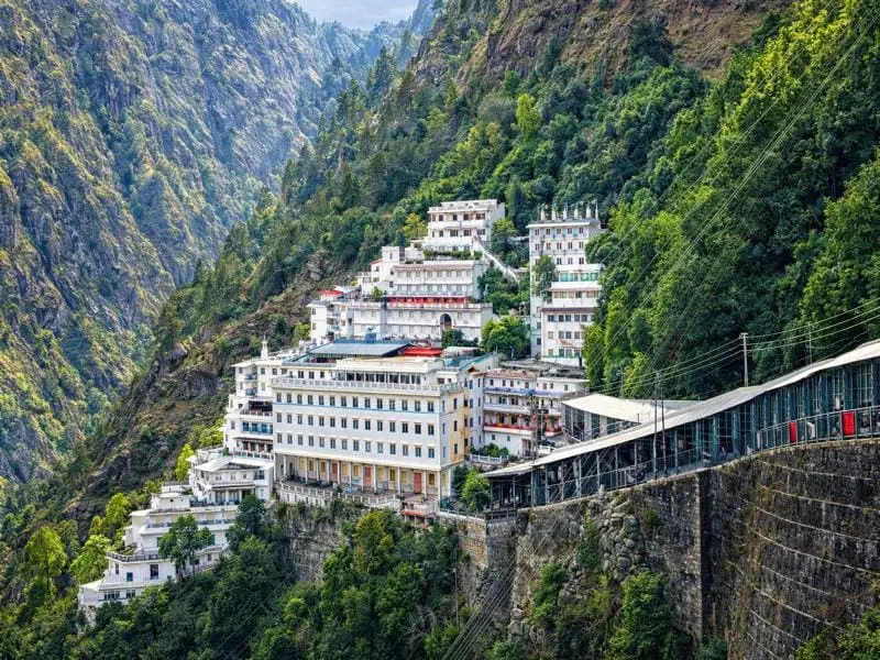 4 Days 3 Night Shri Veshno Devi Golden Temple Package - Day 1: Delhi to Katra itinerary image