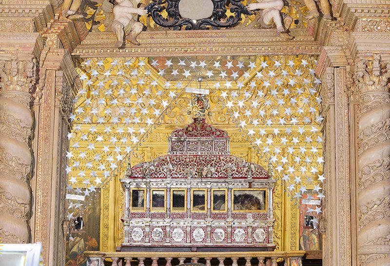Basilica of Bom Jesus Old Goa Church sightseeing image